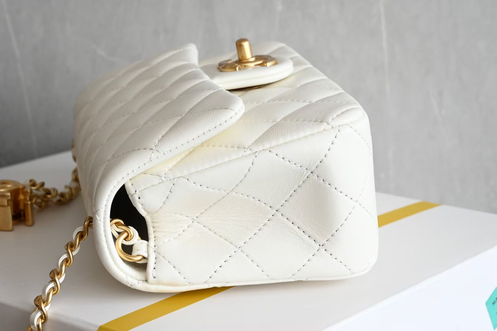 CHANEL Chain Mini Flap Bag Double C Adjustment Buckle