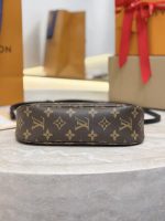 LV Catchy PM