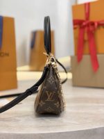 LV Catchy PM