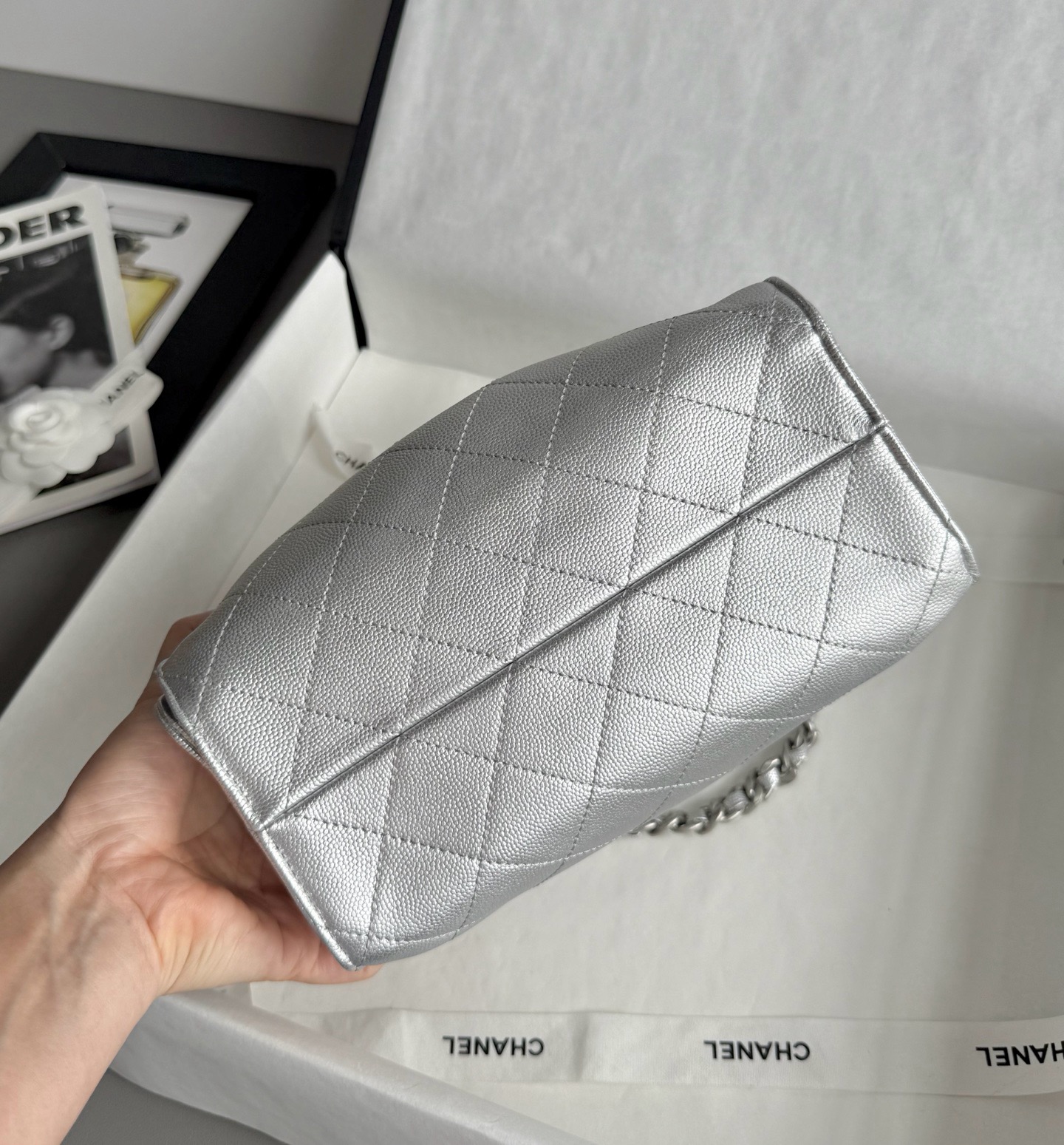CHANEL 26C Hobobag Silver