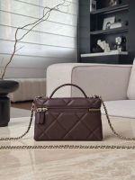 CHANEL 25K Vanity with Chain