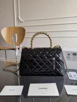 CHANEL Coco Handle Shiny Calfskin Black-23cm