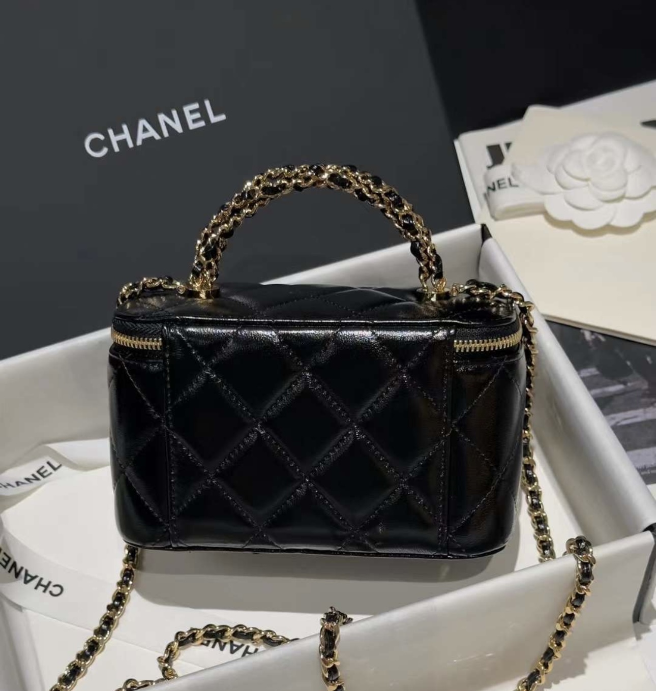 CHANEL 24B Handle Vanity Bag