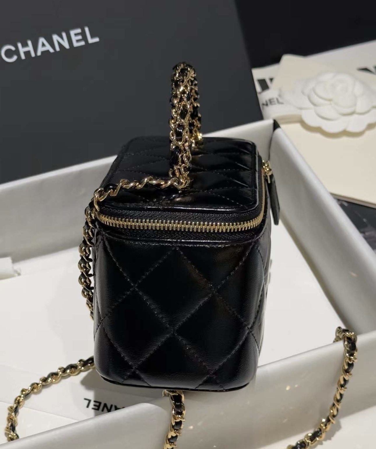 CHANEL 24B Handle Vanity Bag