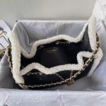 CHANEL 25K 25bag Small Crumpled Shearling Sheepskin