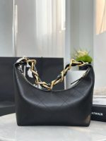 CHANEL 25K Hobo Bag