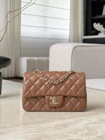 CHANEL Mini Classic Handbag lambskin leather-20CM