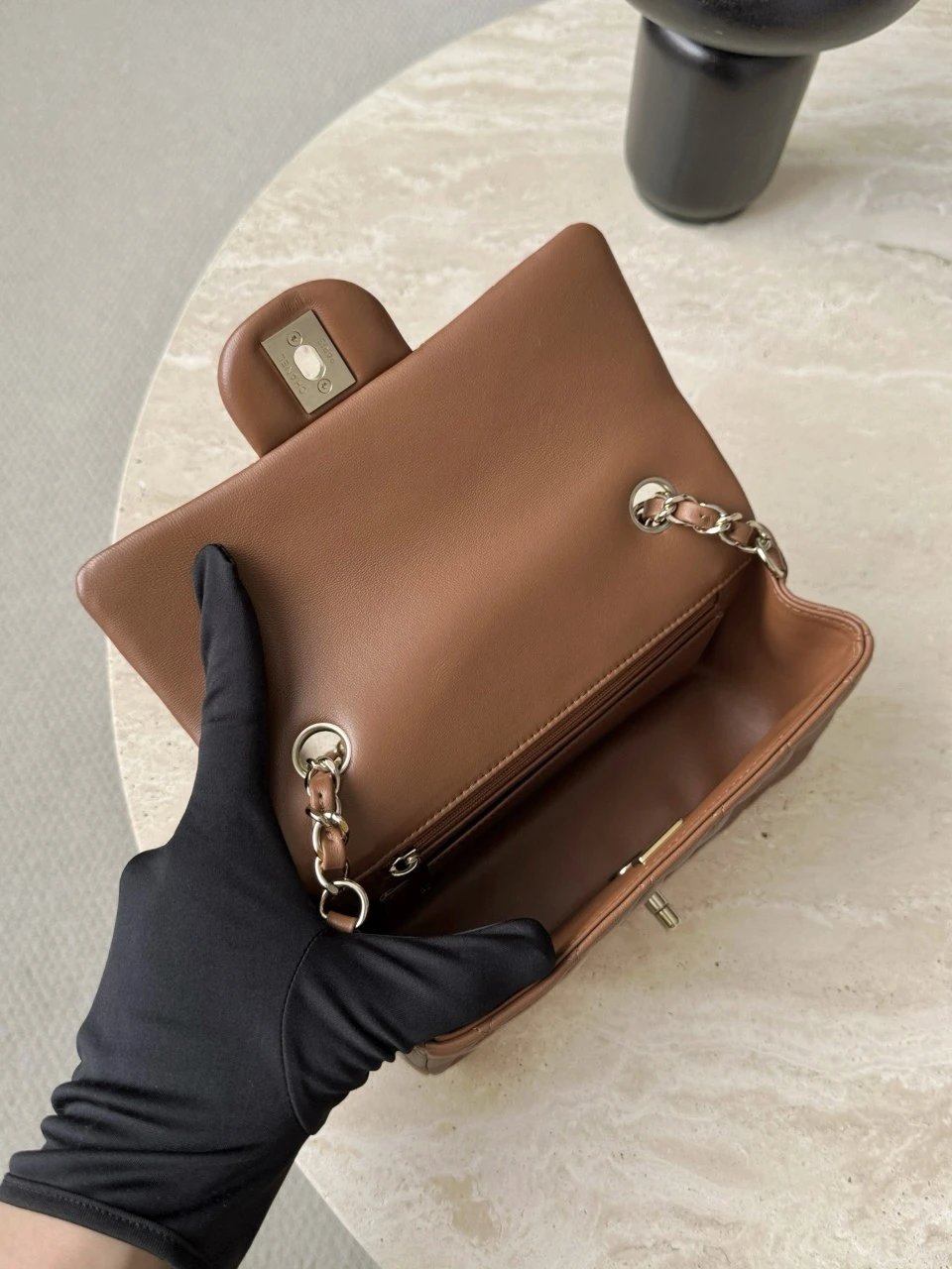 CHANEL Mini Classic Handbag lambskin leather-20CM