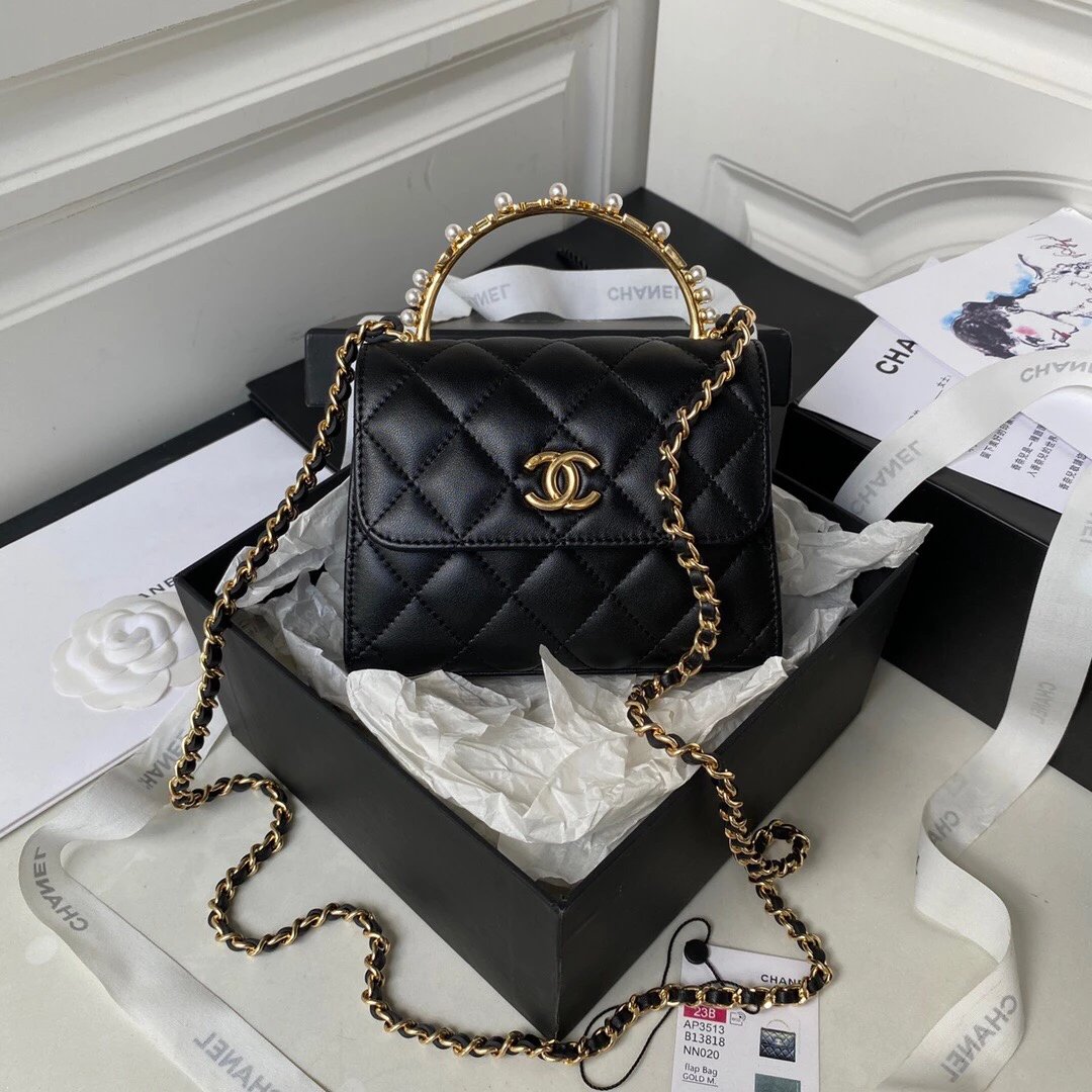CHANEL 23B Kelly Bag Pearl Handle Quilted Lambskin
