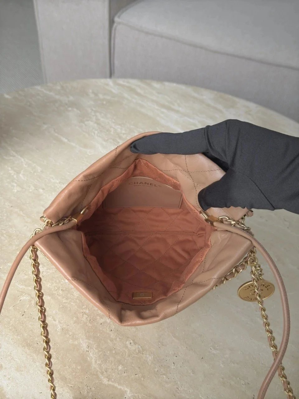 CHANEL Shiny Calfskin Quilted Mini 22