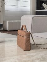 CHANEL 25P Vanity with chain – Grained calfskin