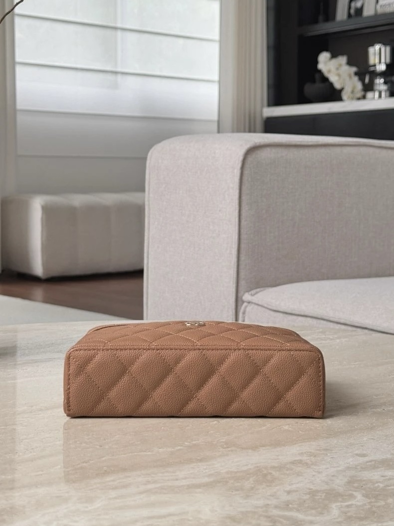 CHANEL 25P Vanity with chain – Grained calfskin